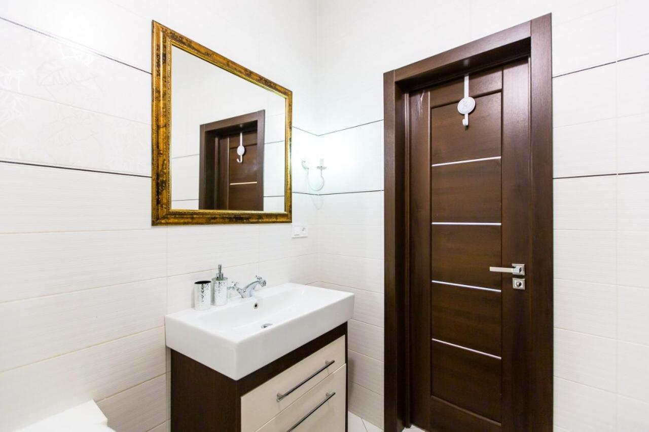 Miamo Apart Гнатюка 18 Lviv Luaran gambar